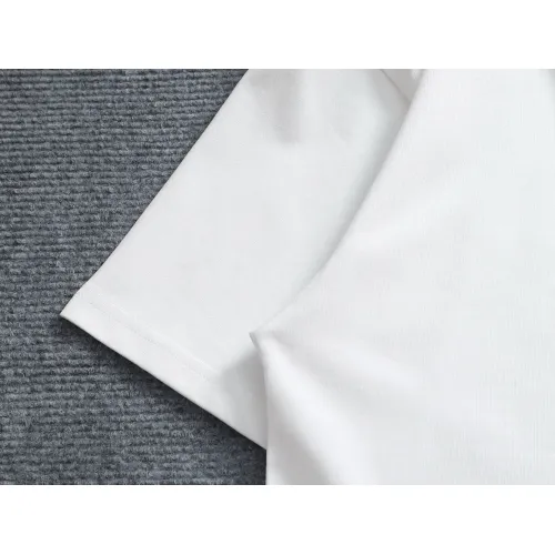 Replica Louis Vuitton LV T-Shirts Short Sleeved For Unisex #1439072 $45.00 USD for Wholesale
