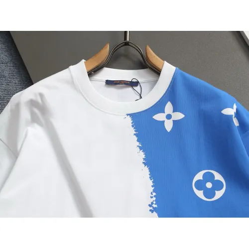 Replica Louis Vuitton LV T-Shirts Short Sleeved For Unisex #1439072 $45.00 USD for Wholesale