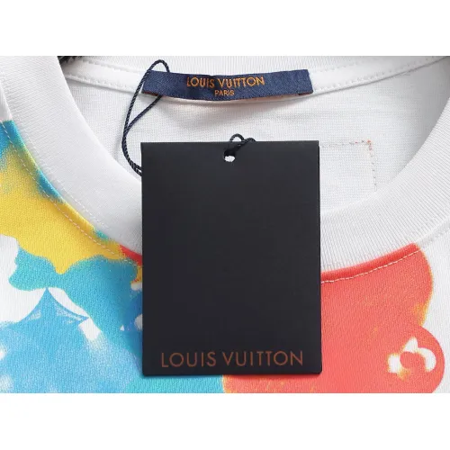 Replica Louis Vuitton LV T-Shirts Short Sleeved For Unisex #1439074 $45.00 USD for Wholesale