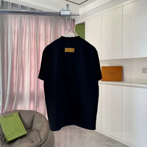Replica Louis Vuitton LV T-Shirts Short Sleeved For Unisex #1439098 $42.00 USD for Wholesale