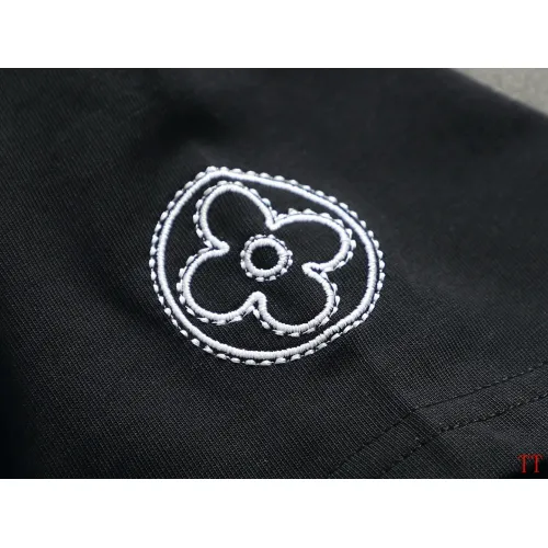 Replica Louis Vuitton LV T-Shirts Short Sleeved For Unisex #1439274 $40.00 USD for Wholesale