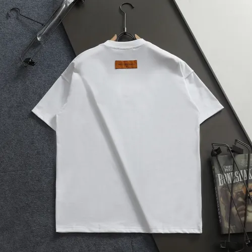 Replica Louis Vuitton LV T-Shirts Short Sleeved For Unisex #1439275 $40.00 USD for Wholesale