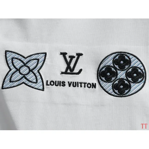 Replica Louis Vuitton LV T-Shirts Short Sleeved For Unisex #1439275 $40.00 USD for Wholesale
