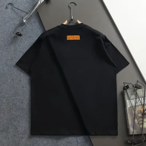 Replica Louis Vuitton LV T-Shirts Short Sleeved For Unisex #1439276 $40.00 USD for Wholesale