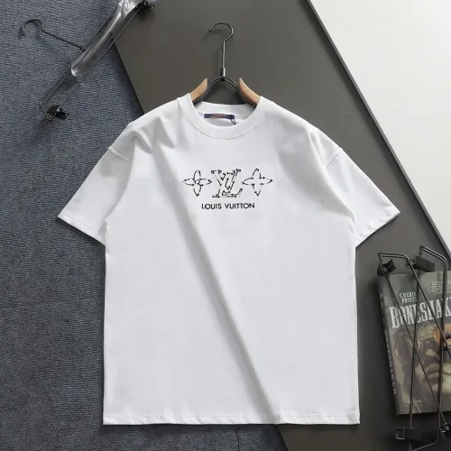 Wholesale Louis Vuitton LV T-Shirts Short Sleeved For Unisex #1439279 $40.00 USD, Wholesale Quality Replica Louis Vuitton LV T-Shirts
