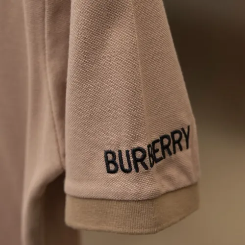 Replica Burberry T-Shirts Short Sleeved For Unisex #1439364 $45.00 USD for Wholesale