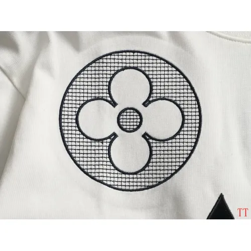 Replica Louis Vuitton LV T-Shirts Short Sleeved For Unisex #1439374 $45.00 USD for Wholesale