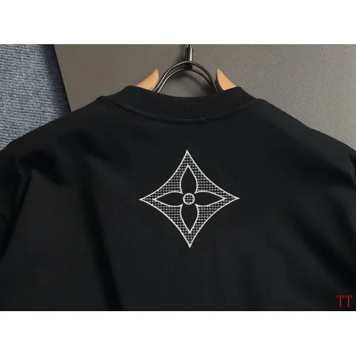 Replica Louis Vuitton LV T-Shirts Short Sleeved For Unisex #1439375 $45.00 USD for Wholesale