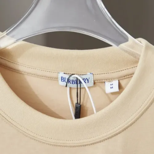 Replica Burberry T-Shirts Short Sleeved For Unisex #1439490 $38.00 USD for Wholesale