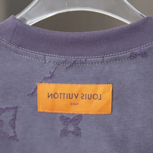 Replica Louis Vuitton LV T-Shirts Short Sleeved For Unisex #1439511 $38.00 USD for Wholesale