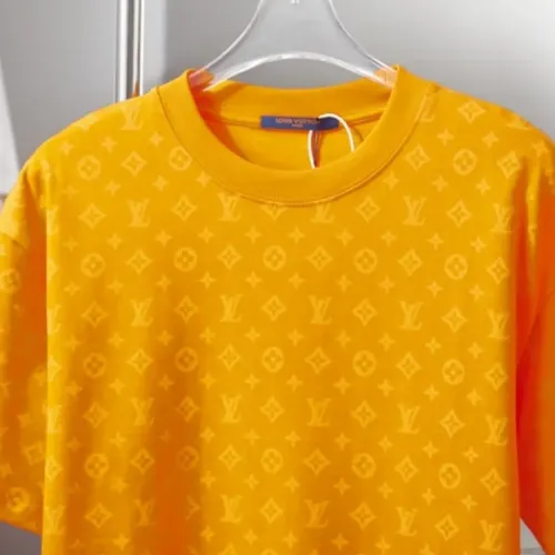 Replica Louis Vuitton LV T-Shirts Short Sleeved For Unisex #1439513 $38.00 USD for Wholesale