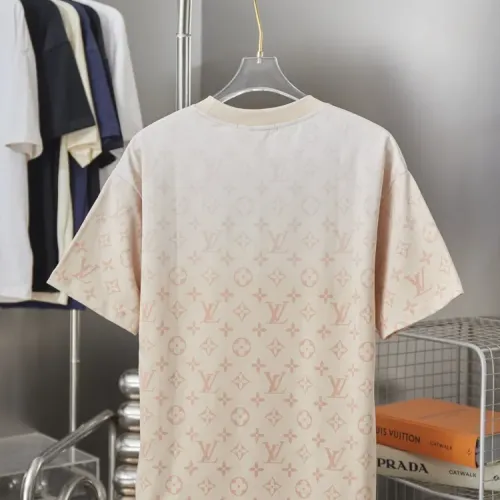 Replica Louis Vuitton LV T-Shirts Short Sleeved For Unisex #1439516 $38.00 USD for Wholesale