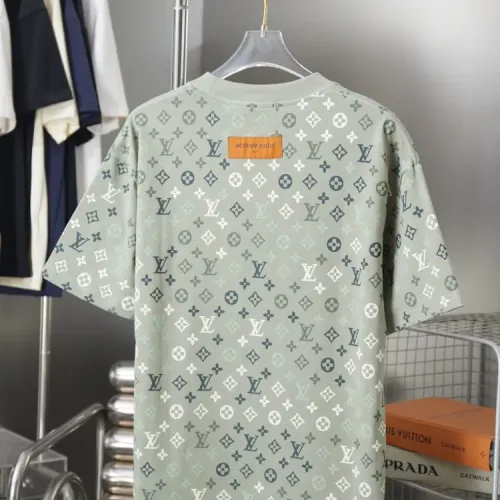 Replica Louis Vuitton LV T-Shirts Short Sleeved For Unisex #1439521 $38.00 USD for Wholesale
