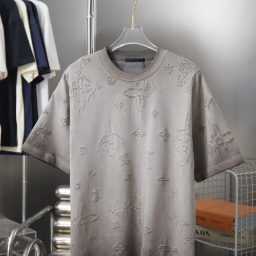 Wholesale Louis Vuitton LV T-Shirts Short Sleeved For Unisex #1439527 $39.00 USD, Wholesale Quality Replica Louis Vuitton LV T-Shirts