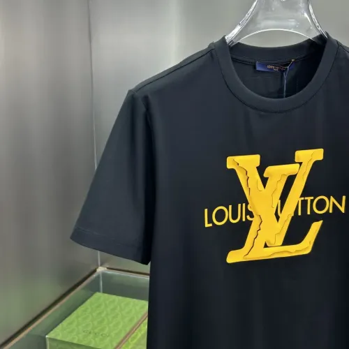 Replica Louis Vuitton LV T-Shirts Short Sleeved For Unisex #1439603 $68.00 USD for Wholesale