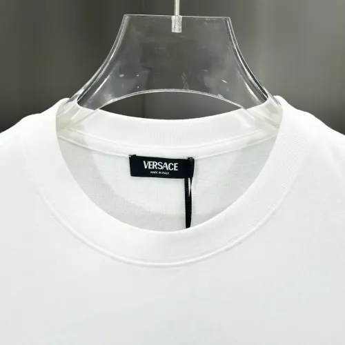 Replica Versace T-Shirts Short Sleeved For Unisex #1439618 $64.00 USD for Wholesale