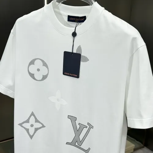 Replica Louis Vuitton LV T-Shirts Short Sleeved For Men #1439620 $82.00 USD for Wholesale