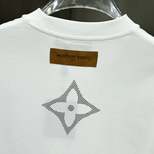 Replica Louis Vuitton LV T-Shirts Short Sleeved For Men #1439620 $82.00 USD for Wholesale