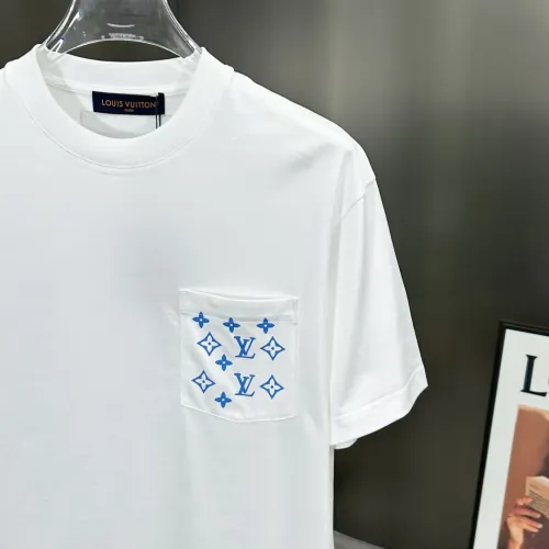 Replica Louis Vuitton LV T-Shirts Short Sleeved For Men #1439622 $82.00 USD for Wholesale