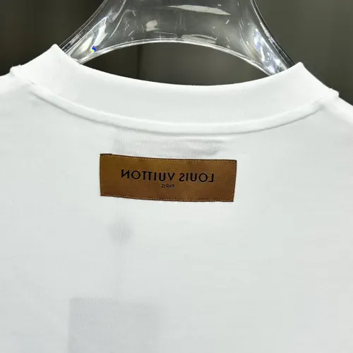 Replica Louis Vuitton LV T-Shirts Short Sleeved For Men #1439622 $82.00 USD for Wholesale