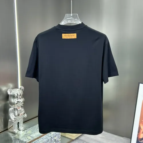 Replica Louis Vuitton LV T-Shirts Short Sleeved For Men #1439623 $82.00 USD for Wholesale