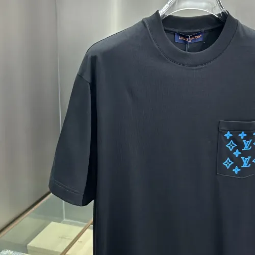 Replica Louis Vuitton LV T-Shirts Short Sleeved For Men #1439623 $82.00 USD for Wholesale