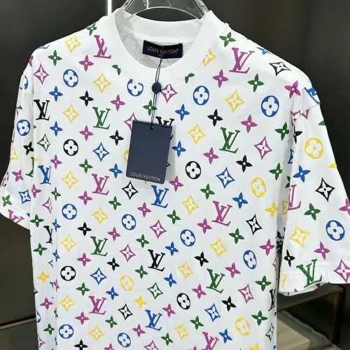 Replica Louis Vuitton LV T-Shirts Short Sleeved For Men #1439624 $82.00 USD for Wholesale