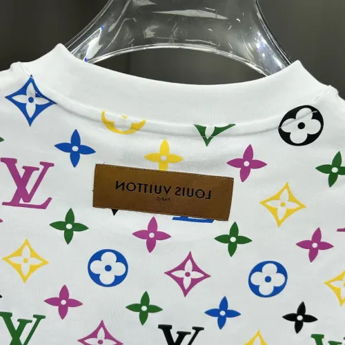 Replica Louis Vuitton LV T-Shirts Short Sleeved For Men #1439624 $82.00 USD for Wholesale