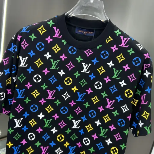 Replica Louis Vuitton LV T-Shirts Short Sleeved For Men #1439625 $82.00 USD for Wholesale