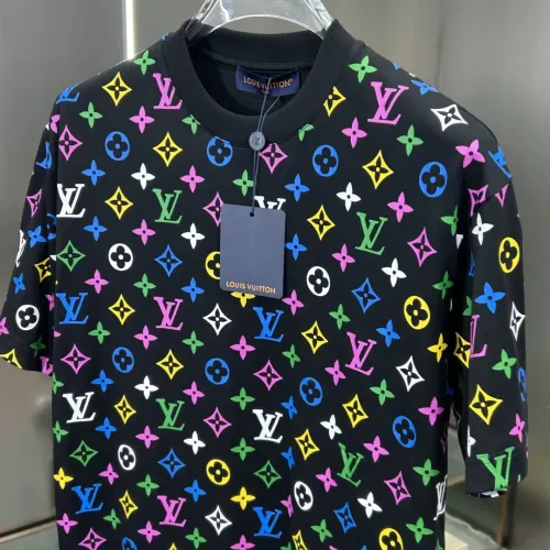 Replica Louis Vuitton LV T-Shirts Short Sleeved For Men #1439625 $82.00 USD for Wholesale