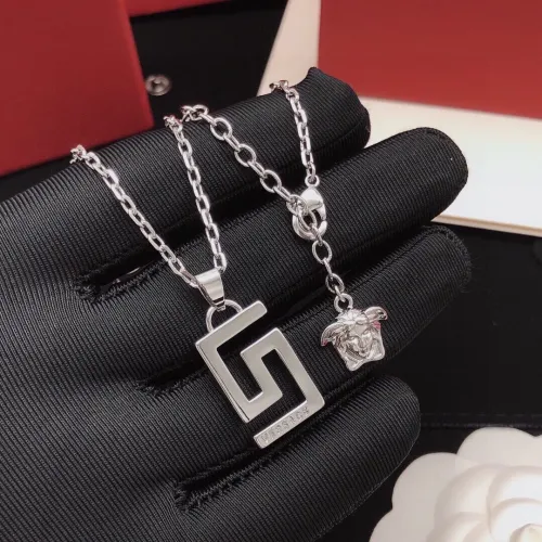 Wholesale Versace Necklaces #1439690 $27.00 USD, Wholesale Quality Replica Versace Necklaces