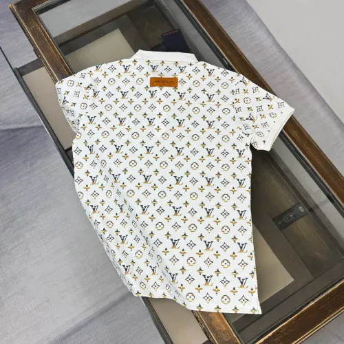 Replica Louis Vuitton LV T-Shirts Short Sleeved For Men #1439769 $60.00 USD for Wholesale