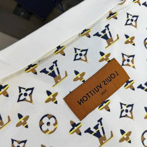 Replica Louis Vuitton LV T-Shirts Short Sleeved For Men #1439769 $60.00 USD for Wholesale