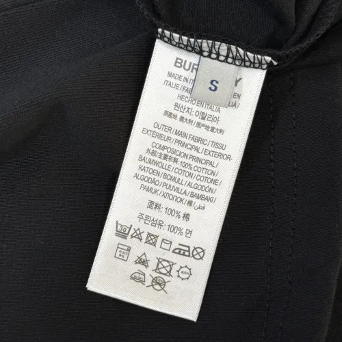 Replica Burberry T-Shirts Short Sleeved For Unisex #1439817 $32.00 USD for Wholesale