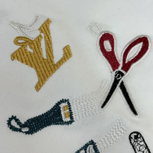 Replica Louis Vuitton LV T-Shirts Short Sleeved For Unisex #1439827 $32.00 USD for Wholesale