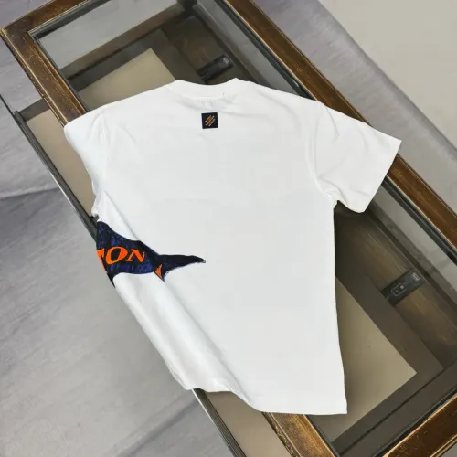Replica Louis Vuitton LV T-Shirts Short Sleeved For Unisex #1439829 $32.00 USD for Wholesale