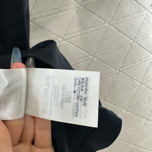 Replica Louis Vuitton LV T-Shirts Short Sleeved For Women #1439960 $60.00 USD for Wholesale