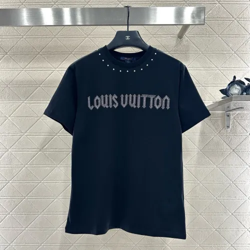 Wholesale Louis Vuitton LV T-Shirts Short Sleeved For Women #1439964 $60.00 USD, Wholesale Quality Replica Louis Vuitton LV T-Shirts