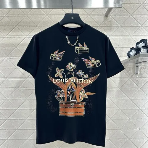 Wholesale Louis Vuitton LV T-Shirts Short Sleeved For Women #1439965 $60.00 USD, Wholesale Quality Replica Louis Vuitton LV T-Shirts