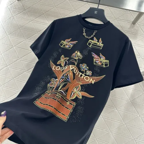 Replica Louis Vuitton LV T-Shirts Short Sleeved For Women #1439965 $60.00 USD for Wholesale