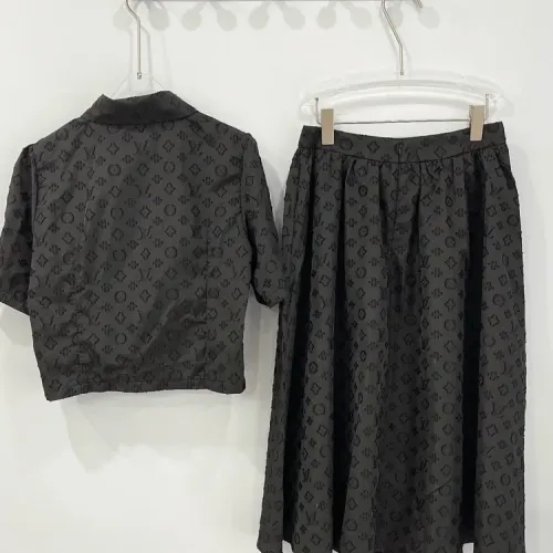 Replica Louis Vuitton LV Tracksuits Short Sleeved For Women #1440052 $88.00 USD for Wholesale