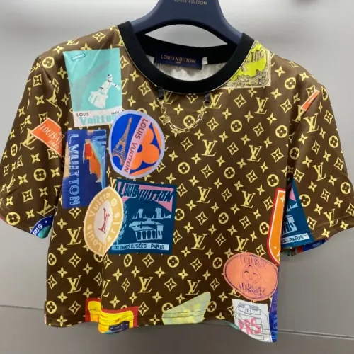 Wholesale Louis Vuitton LV T-Shirts Short Sleeved For Women #1440116 $52.00 USD, Wholesale Quality Replica Louis Vuitton LV T-Shirts