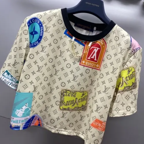 Wholesale Louis Vuitton LV T-Shirts Short Sleeved For Women #1440117 $52.00 USD, Wholesale Quality Replica Louis Vuitton LV T-Shirts