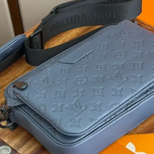 Replica Louis Vuitton AAA Man Messenger Bags #1440465 $182.00 USD for Wholesale