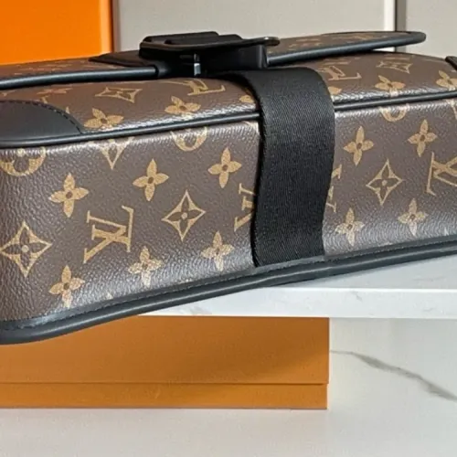 Replica Louis Vuitton AAA Man Messenger Bags #1440482 $160.00 USD for Wholesale