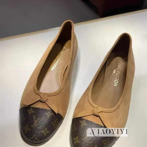 Replica Louis Vuitton Flat Shoes For Women #1441471 $102.00 USD for Wholesale
