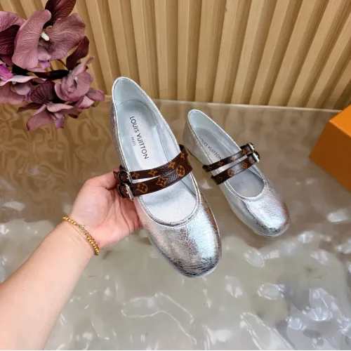 Replica Louis Vuitton Flat Shoes For Women #1442037 $102.00 USD for Wholesale