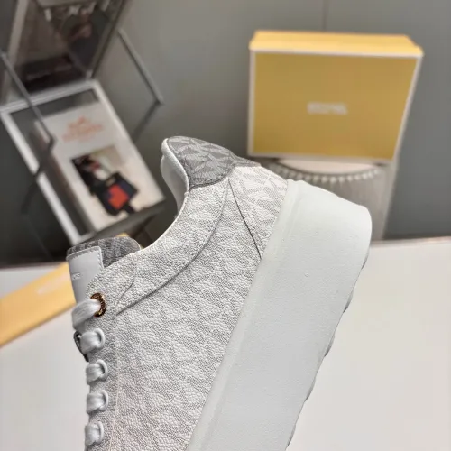 Replica Michael Kors Casual Shoes For Women #1442233 $96.00 USD for Wholesale