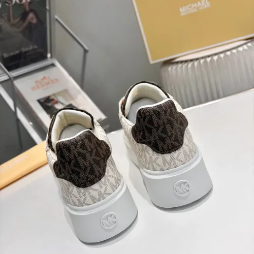 Replica Michael Kors Casual Shoes For Women #1442234 $96.00 USD for Wholesale