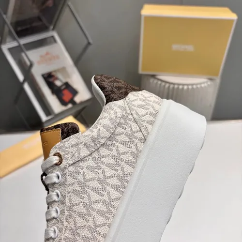 Replica Michael Kors Casual Shoes For Women #1442234 $96.00 USD for Wholesale